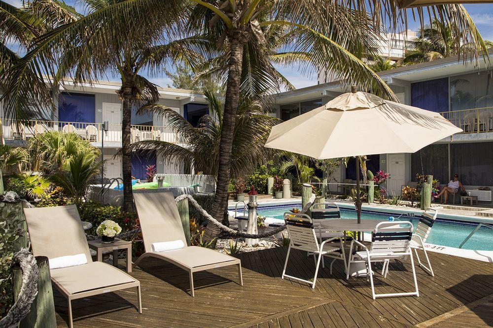 Captains Quarters Lauderdale-by-the-Sea Exterior photo
